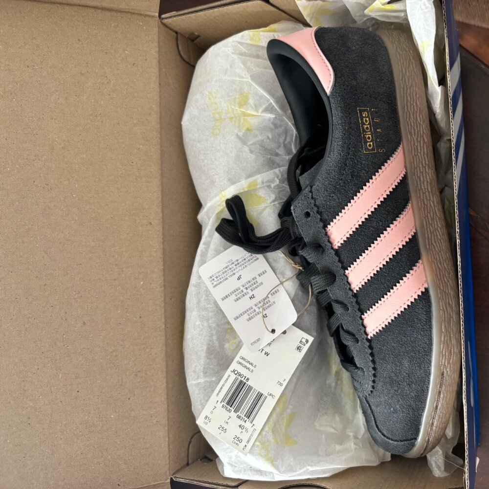 Addidas Womans - Stadt Lace Up Sneakers